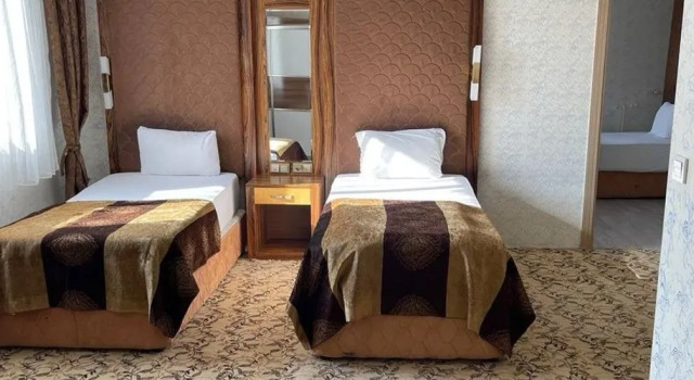 Yeni̇van Otel, Prenota Hotel Van 