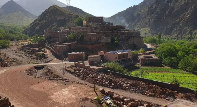 Guste Hause Imdoukal, Rezervați Hotel Idarn N'ouargue Maroc