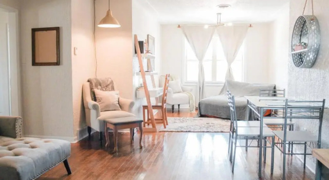 Cozy + Eclectic home in the Heart of Lawton/Mid Term Stay, Boek Hotel Lawton Oklahoma