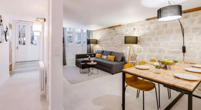 Spacious and Charming Flat on île de la Cité, Забронировать Отель Париж Иль-де-Франс, рядом с Лувр — Риволи