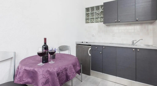 Студия Apartments Smiljka