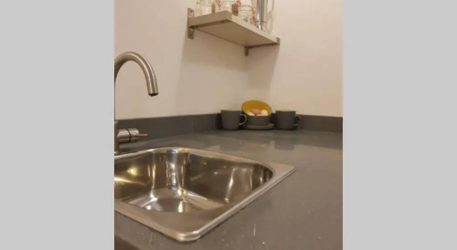 Апартаменты Glenroyd House, Private annex to Victorian villa with kitchen