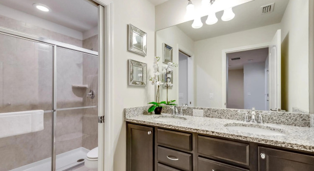 Resort Townhome wPRIVATE Pool & BBQ, near Disney, Забронировать Курортный отель Фор Корнерз штат Флорида