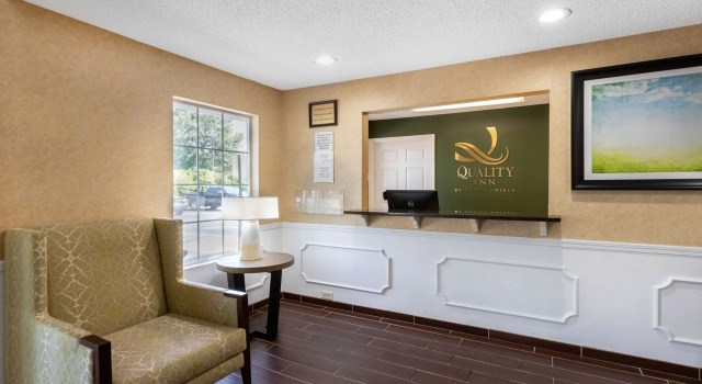 Quality Inn Cheraw, Забронировать Отель Отели Южной Каролины с завтраком, Завтраки