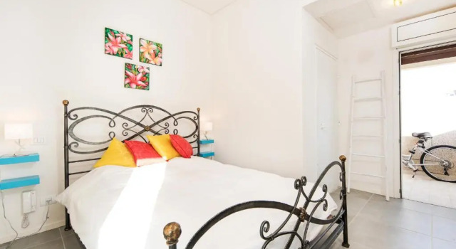 Stunning 1Bd w/ Balcony by Sea N' Rent