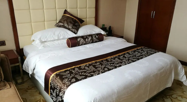Yinchuan Shengshi Garden Hotel, Book Hotel Hoteller i Yinchuan med parkering, nær Nanmen Tower, Parkering