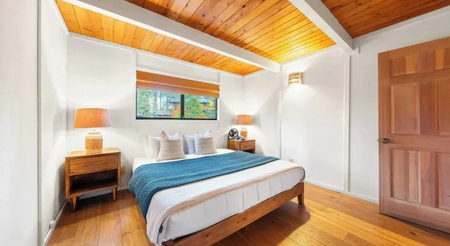 Classic A-frame Cabin w/ Hot Tub + Deck & Easy Access Near Ski + Lake Summit Haven by Avantstay