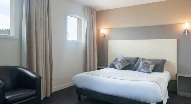 Двухместный номер Superior BRIT HOTEL CONFORT ALEXIA - La Souterraine