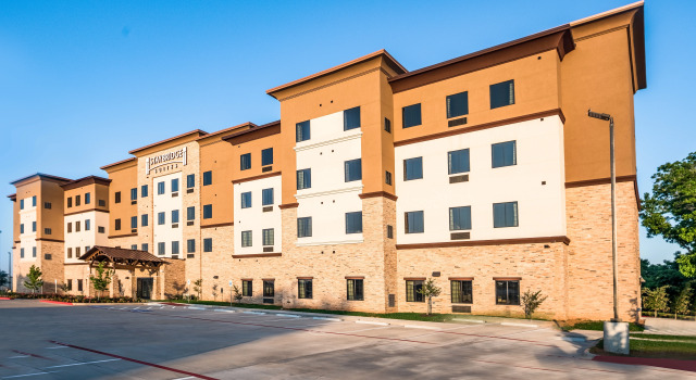 Staybridge Suites Lake Jackson by IHG, Varaa Hotelli Lake Jackson Houston