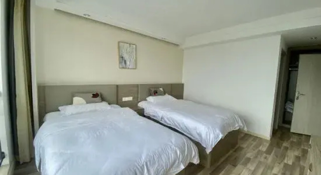 Люкс Yunnan Dinglu Homestay (Global Times)