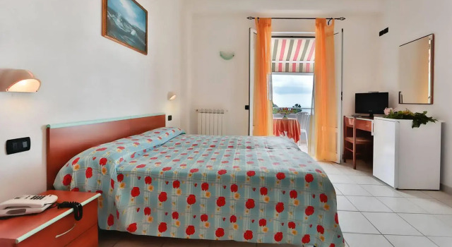 Hotel Villa Rita, Rezervați Vilă Forio di Ischia Insula Ischia