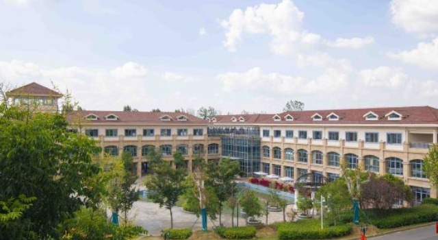 Guli Hotel, Prenota Hotel Hotel a Nanchino con piscina, Piscina