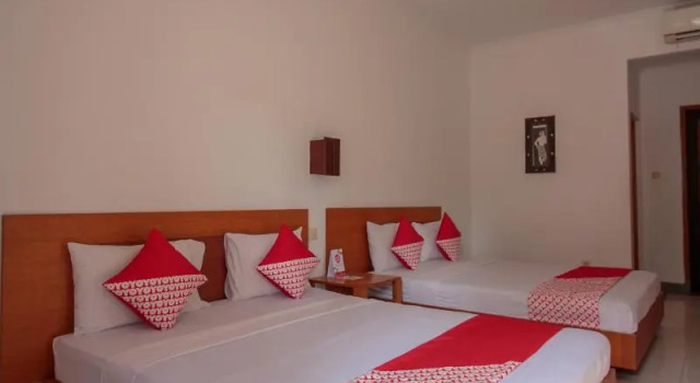 Habitación doble Estándar RedDoorz Plus At Hotel Sofia Pangandaran