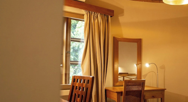 Esther's Hotel