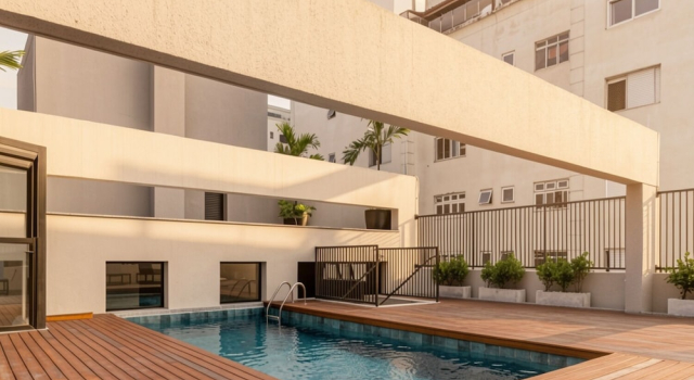 Xtay Vila Madalena - Fique perto de tudo piscina ao ar livre e acesso aos melhores coworkings da Vila Madalena, Забронировать Апартаменты/квартира Отели Сан-Пауло с бассейном, рядом с Больница Санкта-Маджоре–Пиньейруш, Бассейн
