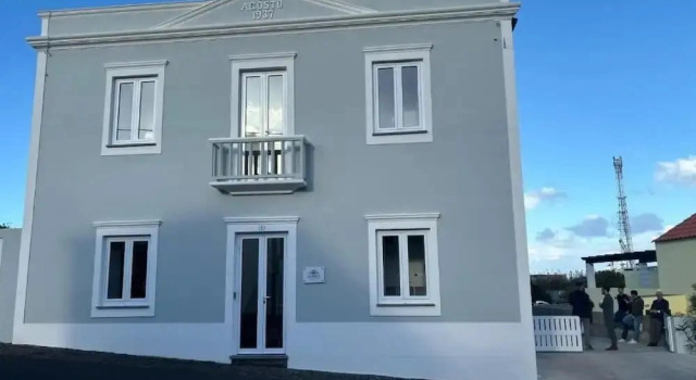 Aires Hostel, Book Hostel São Roque do Pico Pico island