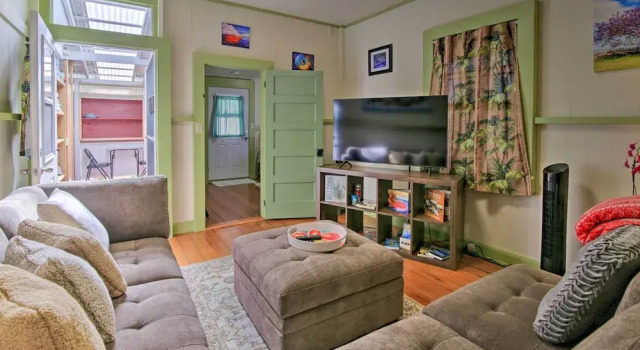 Private Wing of Historic Home < 5 Mi to the Ocean!