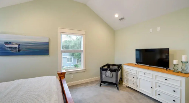 Коттедж Kill Devil Hills Retreat w/ Gas Grill & Deck!
