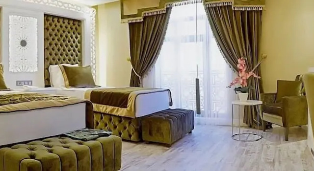Трёхместный номер Standard Real Konak Hotel