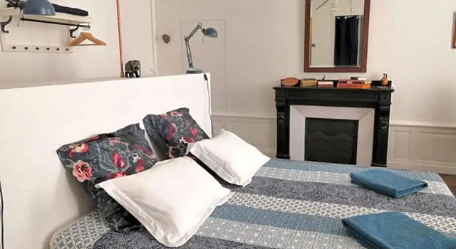 Le 9 de Cour, Chambre Kiwi, Réserver Hôtel Hôtels à Carcassonne avec parking, Parking