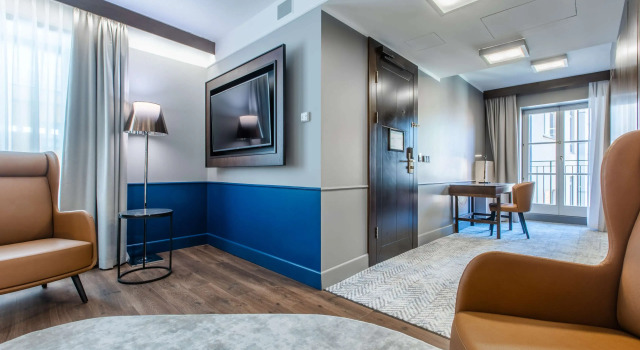 Junior Suite s balkonem Sheraton Prague Charles Square Hotel