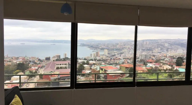 Departamento Cerro Alegre 113, Забронировать Отель Отели Вальпараисо с парковкой, рядом с Atkinson Walk, Парковка