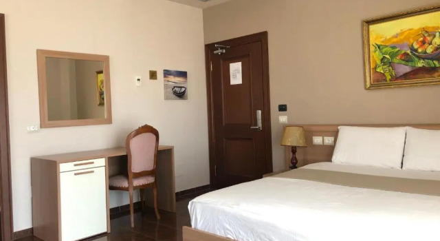 Fishta Hotel