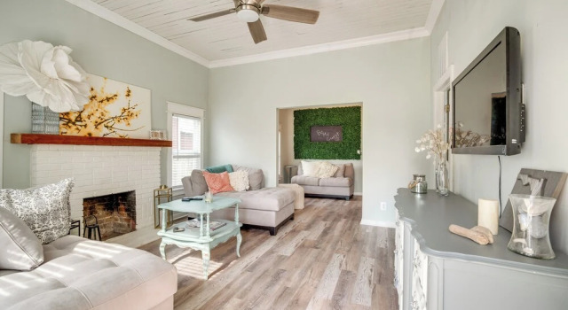 Коттедж с 3 комнатами Walk to River & Shops: Downtown Dunnellon Escape