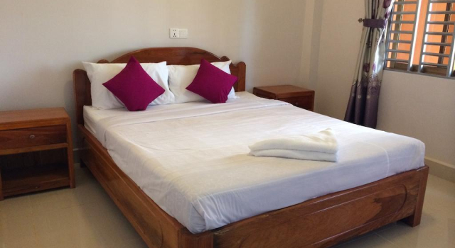 Avocado Guesthouse, Rezerwuj Hotel Hotele w Mondulkiri Province z parkingiem, Parking