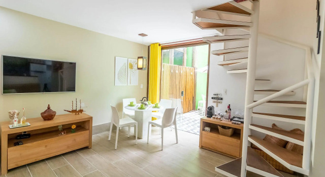 IT12 Bangalô Duplex 2 Suítes Pé na Areia