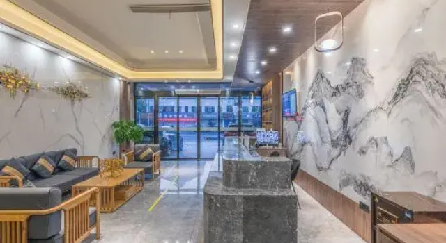 Baiyue Hotel (Pinghu Xinhua Middle Road), Rezerwuj Hotel Hotele 3-gwiazdkowe w Pinghu, 3*