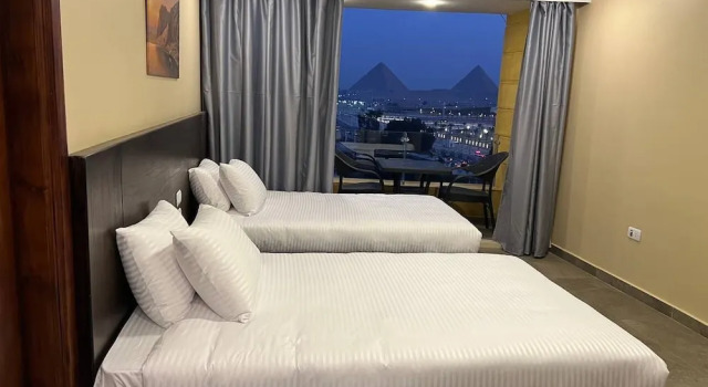 Номер Deluxe Asia Grand Museum & Pyramids view
