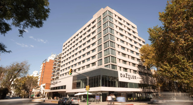 Dazzler by Wyndham Montevideo, Reserva ahora Hotel Hoteles SPA en Montevideo, cerca de Teatro de Verano, SPA