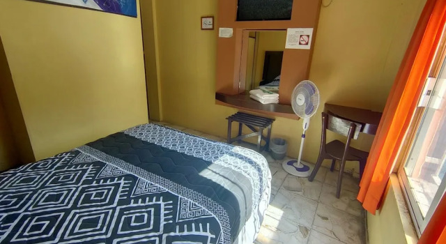 Номер Standard OYO Hotel Colón, Plaza Bicentenario, Zacatecas Centro