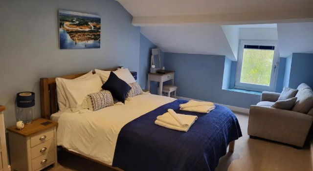 Двухместный номер Standard с видом на бассейн St Andrews House B&B