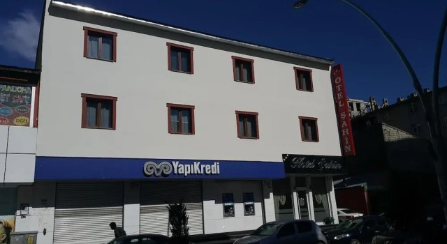 Şahin Hotel