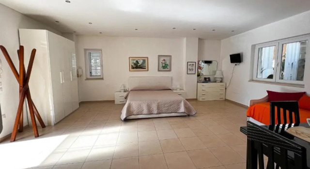 Villa Eletti - A Due Passi dai Sassi e dal centro città, Забронировать Вилла Виллы Матера, рядом с Центральный вокзал Матера, Вилла