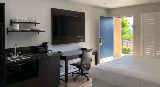 Четырёхместный номер Standard Studio 6 Vallejo CA Napa Valley
