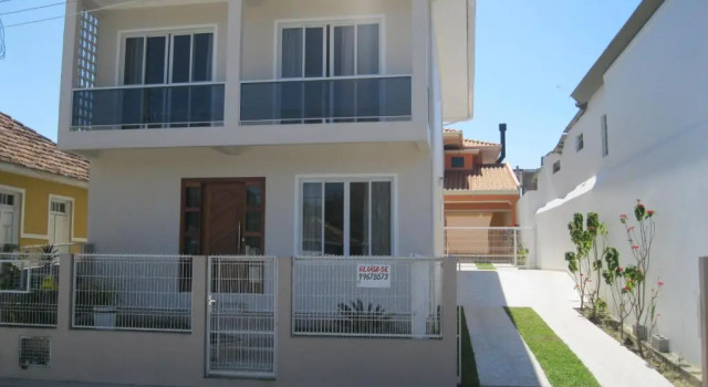 Casa 3Jotas, Забронировать Отель Отели в центре Гаропаба, в центре