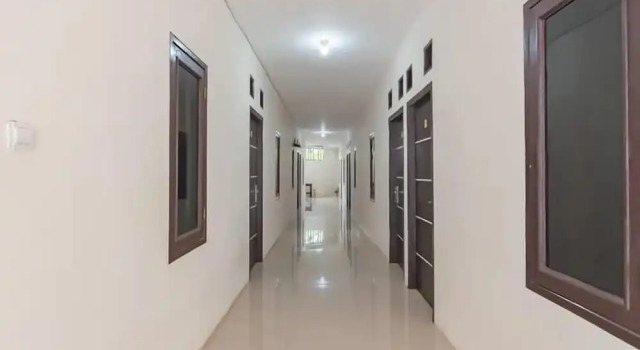 Jl. Gn. Gede No.22