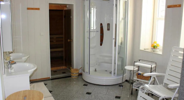 Апартаменты с 4 комнатами Ferienwohnung "Zur Alten Schule" Neuburxdorf