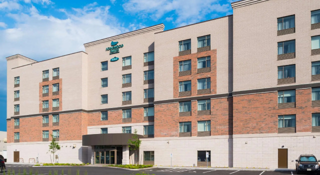 Двухместный люкс Homewood Suites By Hilton Ottawa Airport