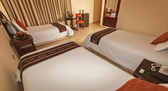 Habitación triple Estándar Hotel Agustos Cusco
