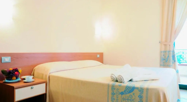 Трёхместный номер Standard Hotel Baia Marina