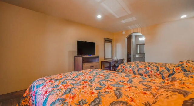 Четырёхместный номер Standard Days Inn by Wyndham Aransas Pass