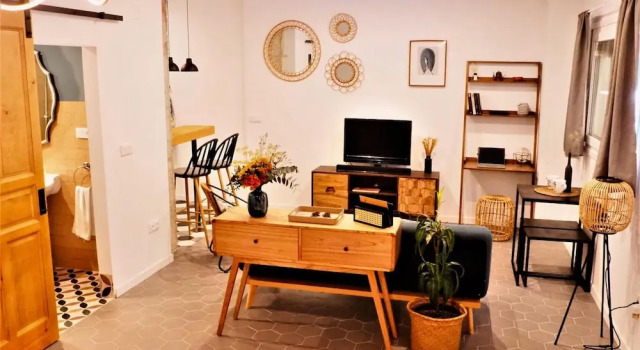 Holidays2Malaga Historic Center, Забронировать Отель Малага - центр Малага, рядом с Музей Кармен Тиссен