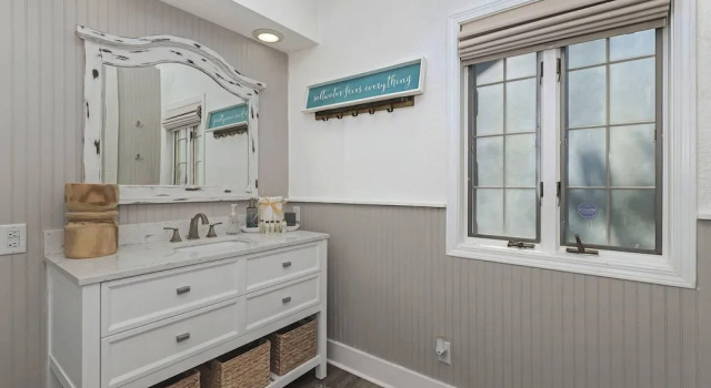 Best Place Ever 58 Montgomery Street By Dune Vacation Rentals