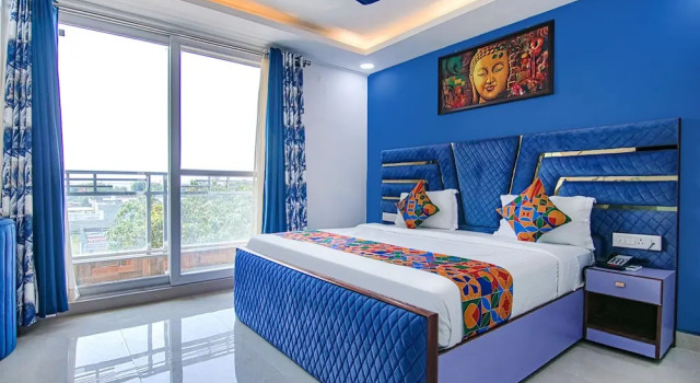Номер Deluxe Fabhotel Satyam International