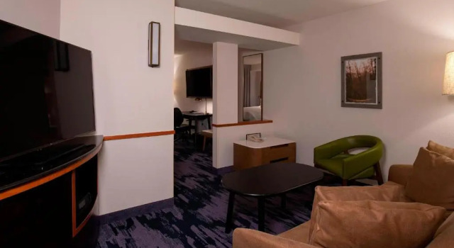 Четырёхместная студия Fairfield Inn & Suites by Marriott Venice