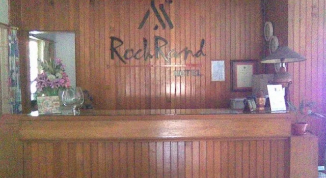 Rockrand Hotel, Book Hotel Hotels in Sulawesi with Parking, Parking